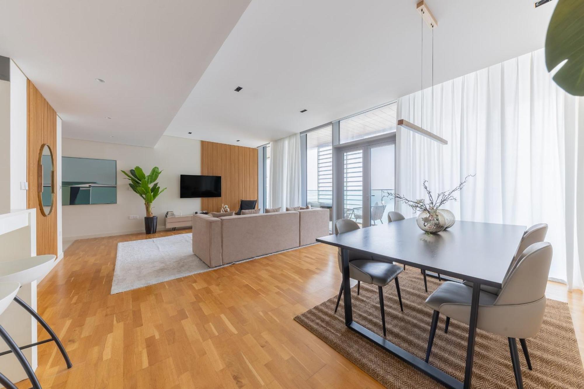 Welcome - Bluewaters Brand New 2-bedroom Apartment *